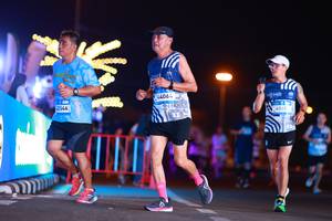 BIB: 0907, 79077, 12546
                            <button type="button" onclick="openModal(22973295)" class="btn btn-primary btn-sm float-right btn-popup" data-toggle="modal" data-target=".modal-high-quality">
                        <i class="fas fa-shopping-cart"></i> Add to Cart
                    </button>
                                            <button type="button" onclick="isThisMe(22973295, true)" class="btn btn-success btn-sm float-right btn-popup btn-isme hidden" data-toggle="tooltip" data-placement="bottom" title="นี่คือรูปของคุณใช่ไหม คลิกที่นี่เพื่อเอาเข้าอัลบั้ม">
                        <i class="fas fa-plus"></i> Add to album
                    </button>
                    <button type="button" onclick="isThisMe(22973295, false)" class="btn btn-warning btn-sm float-right btn-popup btn-isnotme hidden">
                        <i class="fas fa-ban"></i> Remove from album
                    </button>